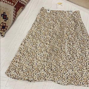Beautiful fall skirt